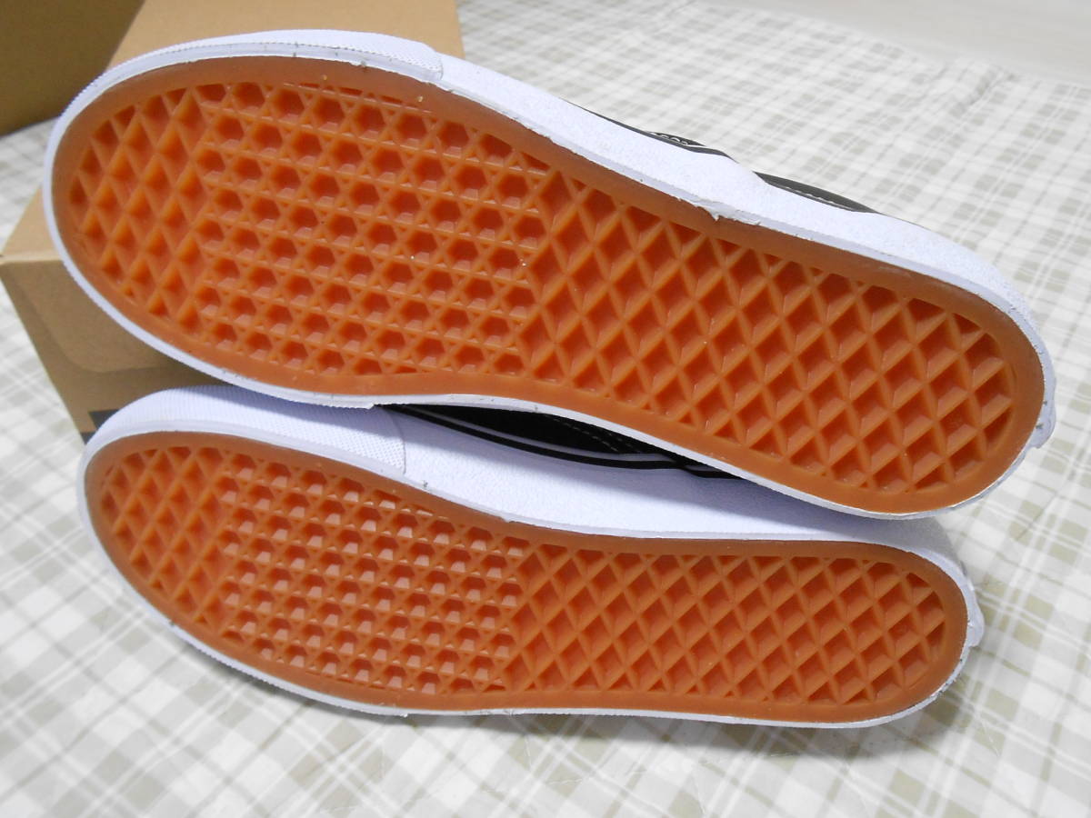 新品！バンズ スリッポン 黒レザー 7.5 V98L+ SLIP ON DX LEA ブラック 