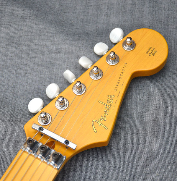 Fender Japan ストラトキャスター エレキギター ソフトケース付き