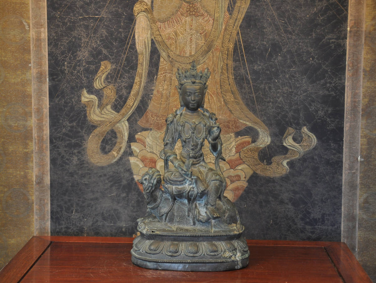 最新作，新品 銅製文殊菩薩仏像 明時代唐物骨董佛教美術 高さ３１ｃｍ(仏像)｜売買されたオークション情報、yahooの商品情報をアーカイブ公開 - オークファン 仏像