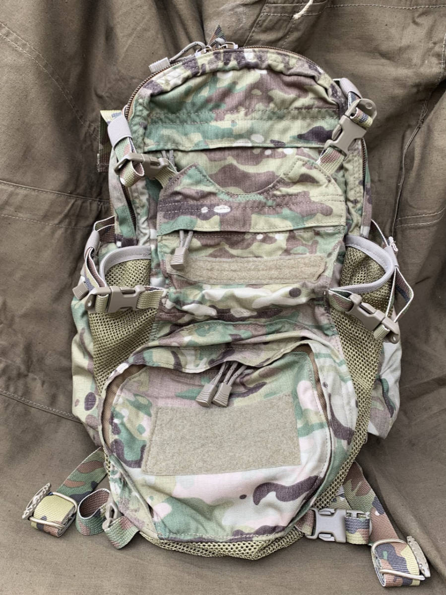 実物　新型　Eagle YOTE イーグル社製　バックパック　マルチカム　米軍　リュック　MultiCam　アメリカ軍　ハイドレーション