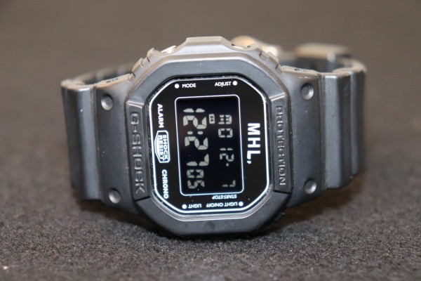  CASIO G-SHOCK &times; MHL. コラボ DW-5600VT(コラボレーションモデル)｜売買されたオークション情報、yahooの商品情報をアーカイブ公開 - オークファン G-SHOCK