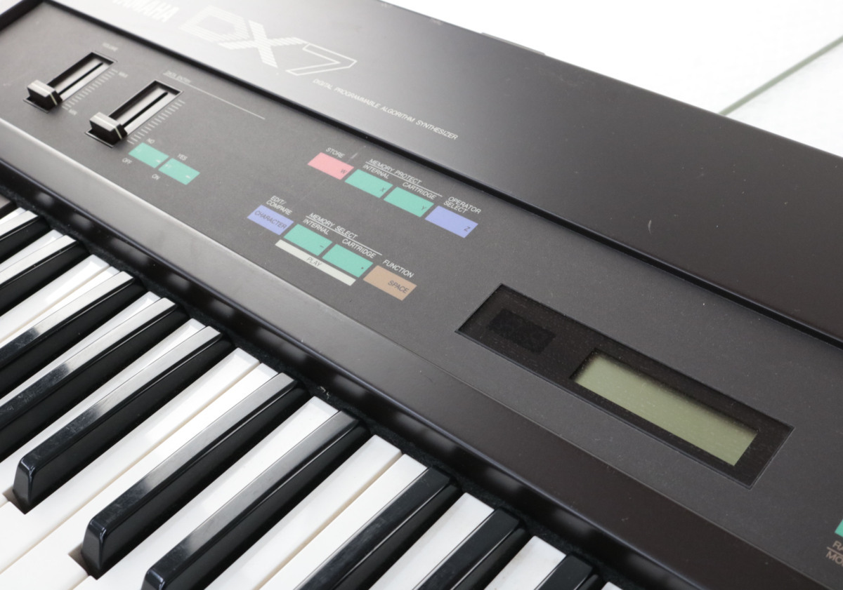 中古・現状品】YAMAHA ヤマハ DX7 FMシンセサイザー【出力確認済み