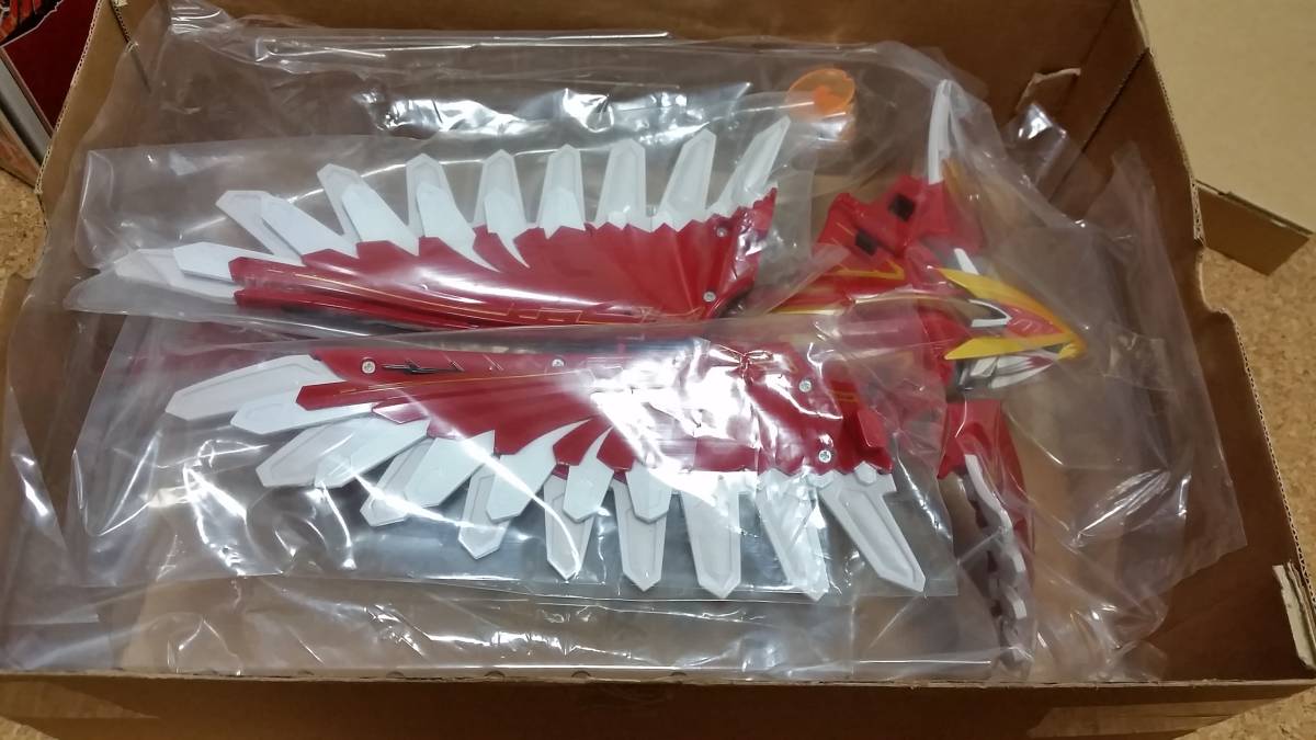 (新品未開封) ガオレンジャー　ガオファルコン バンダイ 百獣戦隊ガオレンジャー ガオファルコン中古美品 バンダイ