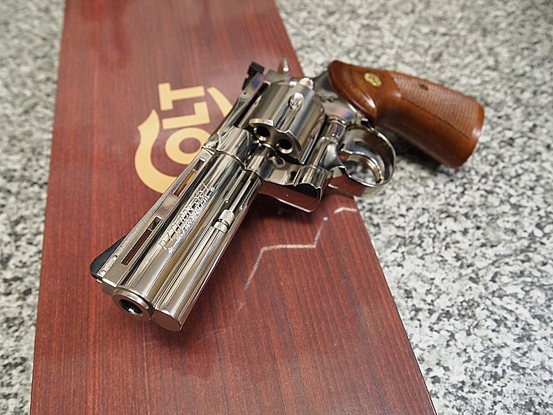 タナカ GAS コルト パイソン R-MODEL 4in ニッケルfinish/TANAKA COLT