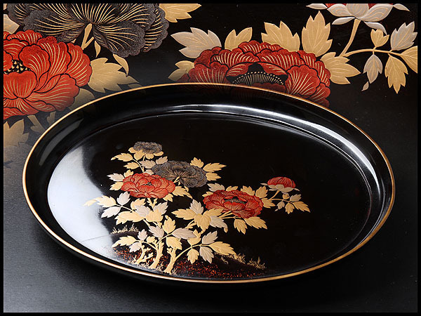 お盆 トレー 丸盆 溜 文化遺産オンライン 菖蒲蒔絵丸盆 黒塗 漆器 10.0