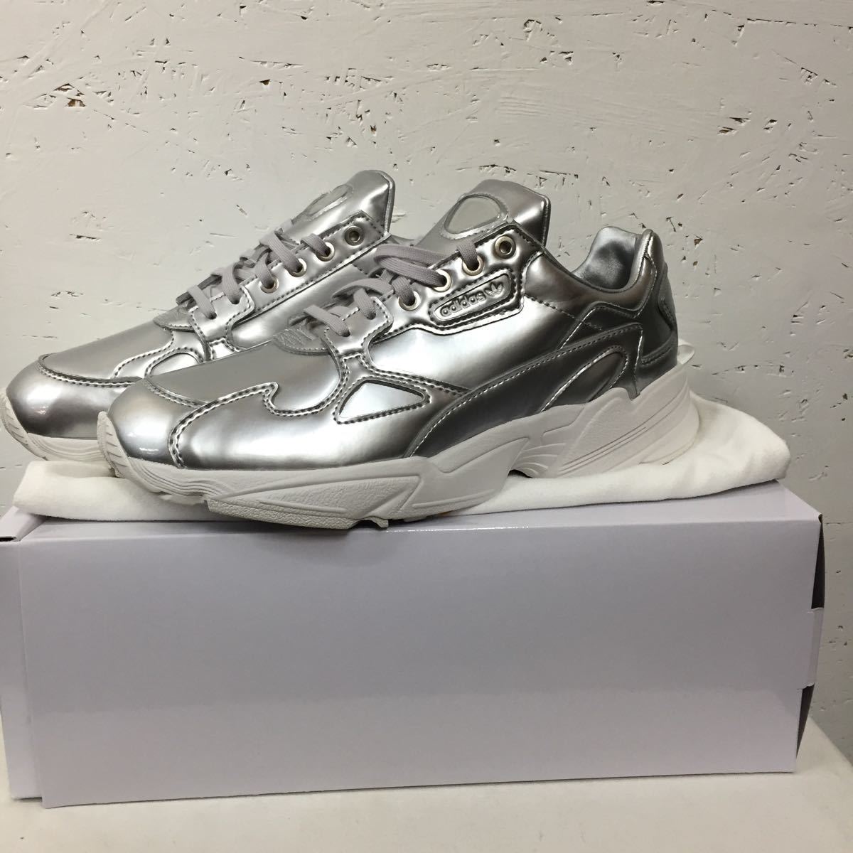送料込み 新品未使用  Yeezy 500 Blush 27.5cm 一回履き '14 adidas M18264 ZX8000 Navy/Herblu/Ftwwht/Redsld