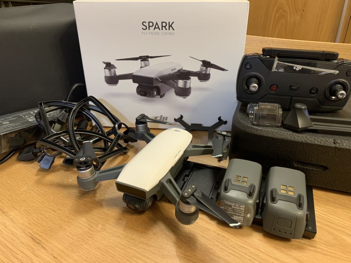 DJI SPARK FLY MORE COMBO アルペンホワイト 【公式通販】