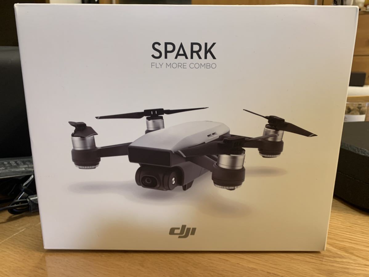 DJI SPARK FLY MORE COMBO アルペンホワイト 【公式通販】