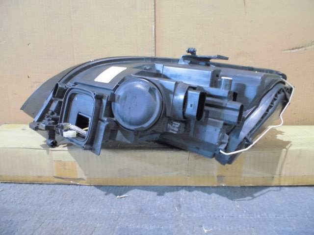 Audi TT 8J Y9C 右 ヘッドライト 8J0941004 アウディ