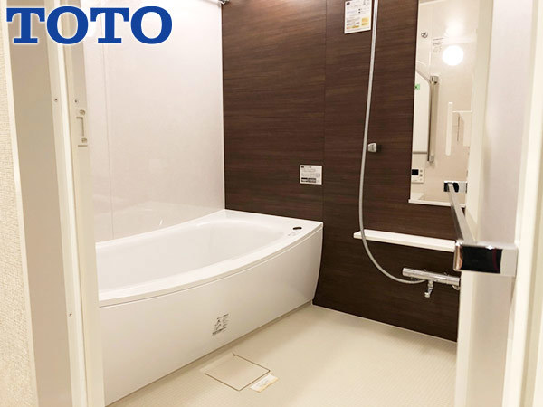 高品質，格安 N6640 展示 品 TOTO 高級ユニットバス RDV1620WV/カウンター付/マンションタイプ/1600&times;2000&times;2000/100万(ユニットバス)｜売買されたオークション情報、yahooの商品情報をアーカイブ公開 - オーク バス、浴槽