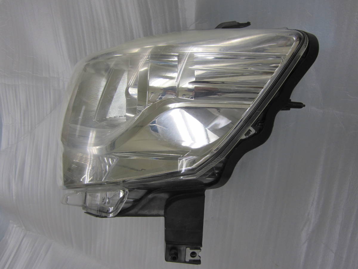 タントカスタム純正ヘッドライト LA600S タントカスタム☆左ヘッド 