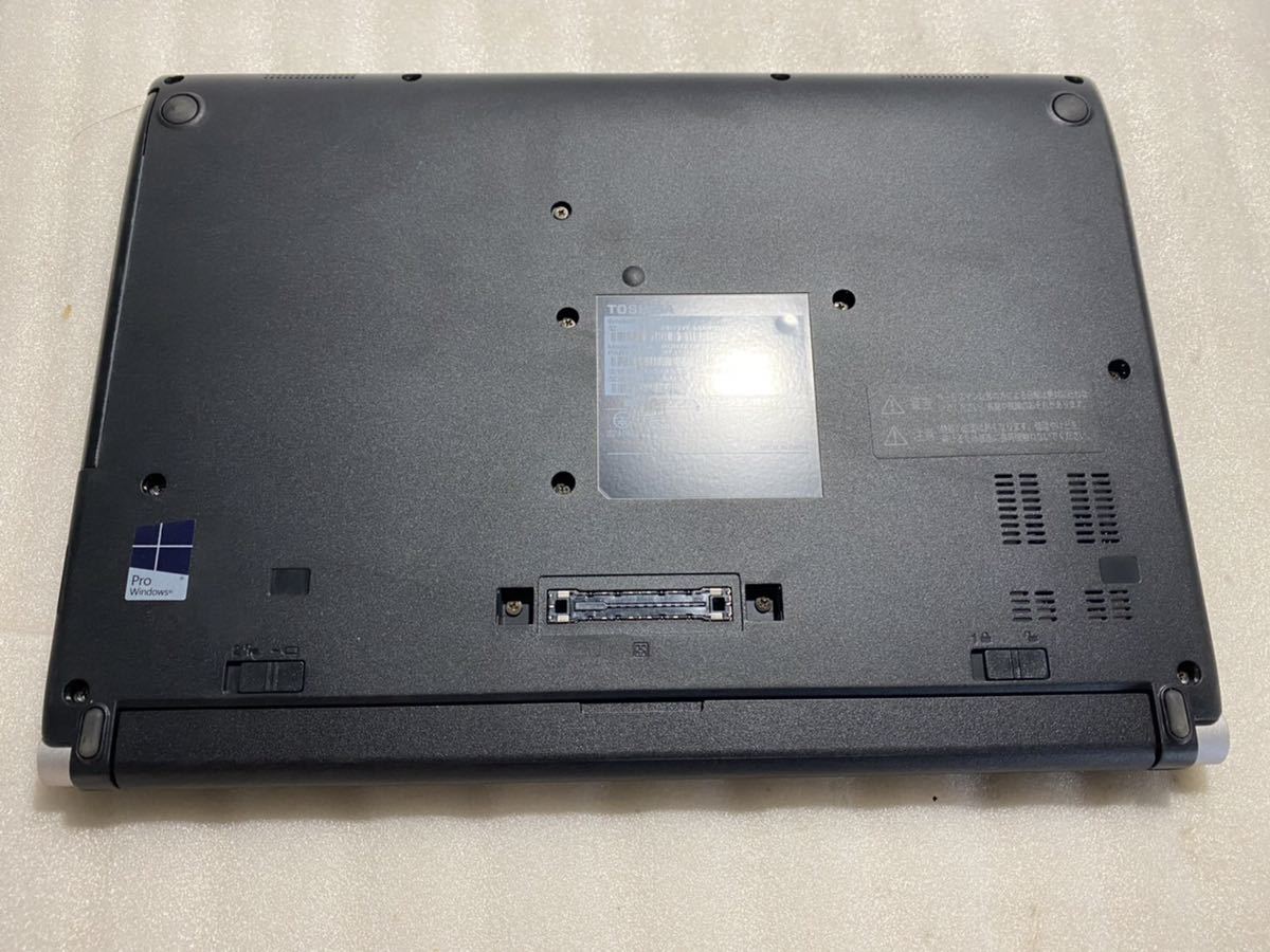 中古》TOSHIBA dynabook R73/Y Core i5-5200U メモリ8GB HDD750GB 