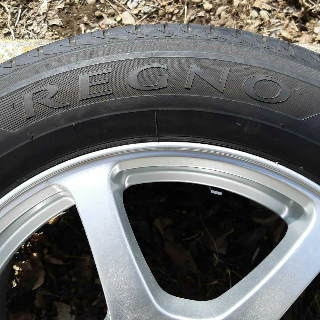 ブリヂストン レグノ GRVⅡ 215/60R17 中古品 4本_1