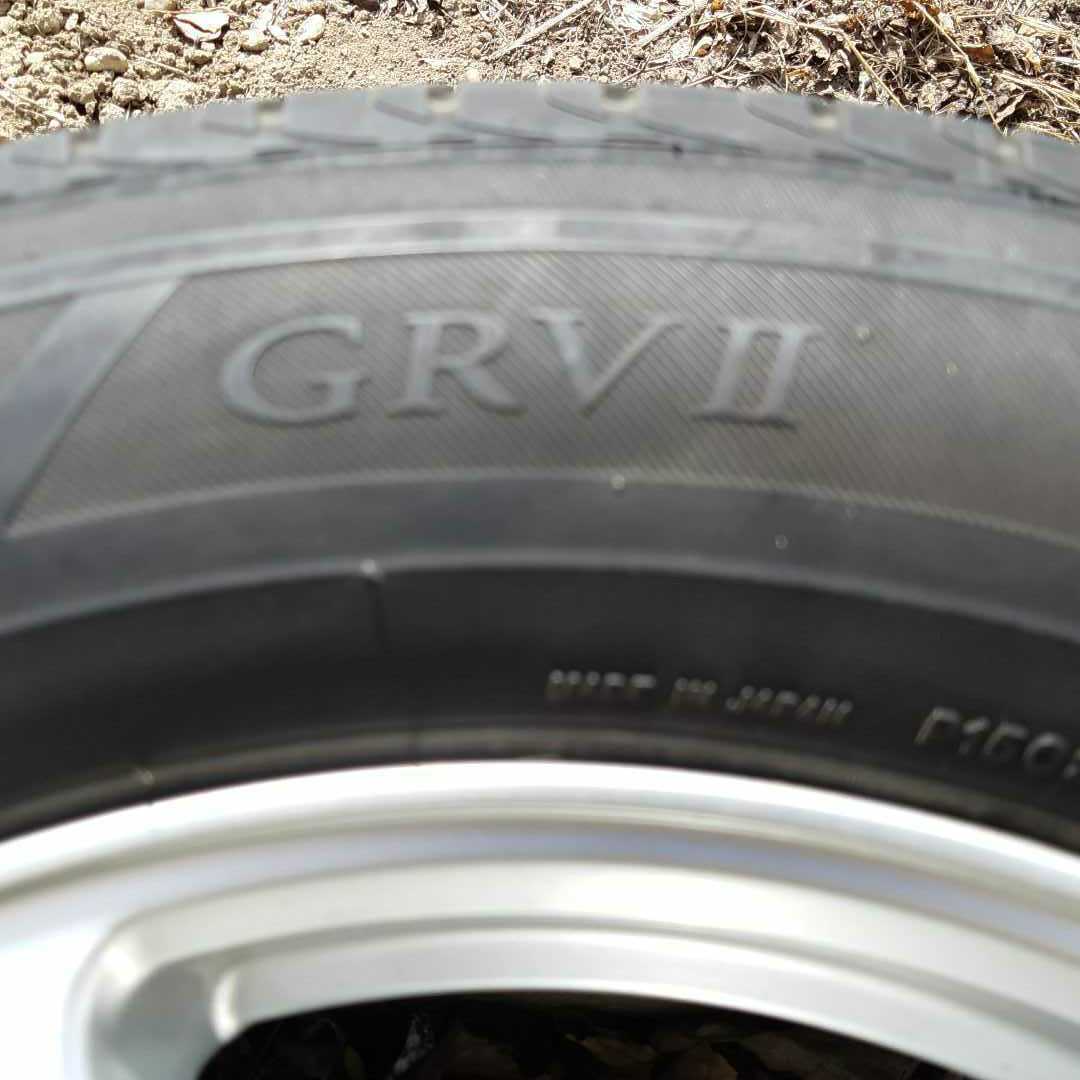 ブリヂストン レグノ GRVⅡ 215/60R17 中古品 4本_2