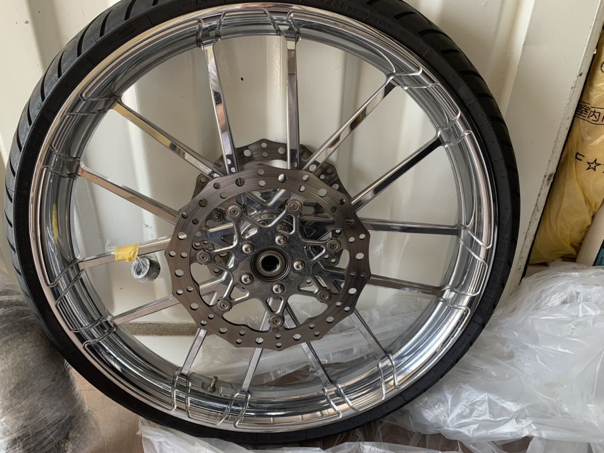 ハーレーバガーカスタムフロントホイール26inch 0 26インチ フロント26インチホイールに赤色の外装が映えるバガースタイル MOTORCYCLESのCVO FLHX ホイール（車用品・バイク用品）の通販