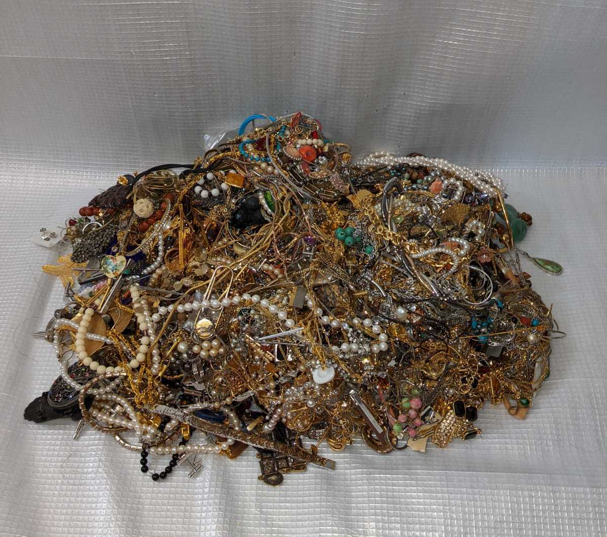 アクセサリー まとめて 2026年最新Yahoo!オークション 約11.8kg 