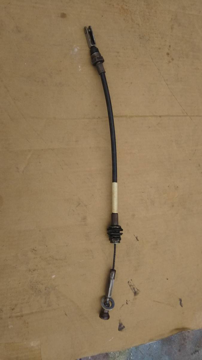 サニーB10 A10型エンジン クラッチケーブル