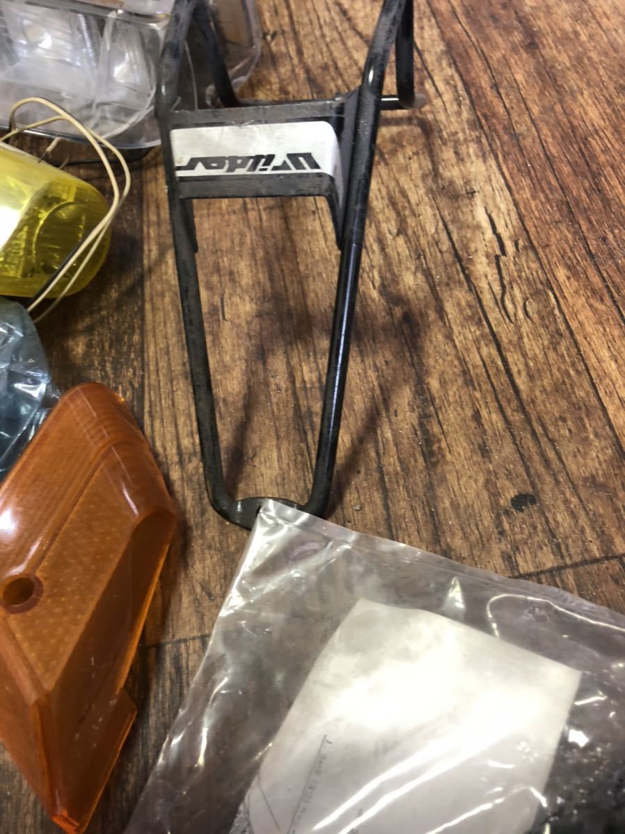 旧車 ライト 当時物 レトロ ビンテージ フォグ セキネ パッシング スーパーカー デコチャリ フラッシャー アラヤ ビンテージパーツ 売買されたオークション情報 Yahooの商品情報をアーカイブ公開 オークファン Aucfan Com