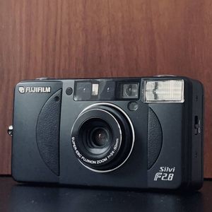 ☆良品☆フジフィルム FUJIFILM Silvi F2.8 FUJIFILM Silvi FiのYahoo