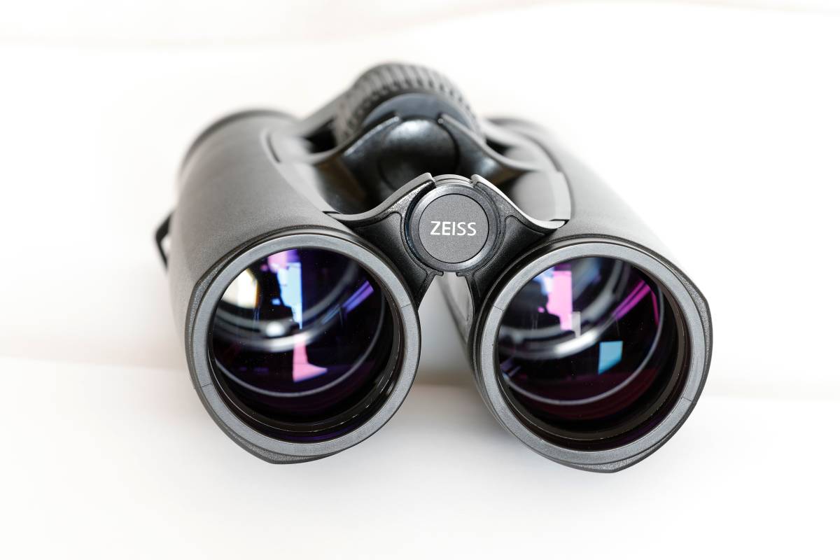 新作入荷，大人気 同様 `carlzeiss` カールツァイス VICTORY SF 10&times;42 black 10倍双眼鏡 保証期間内(カールツァイス)｜売買されたオークション情報、yahooの商品情報をアーカイブ公開 - オークファン カールツァイス