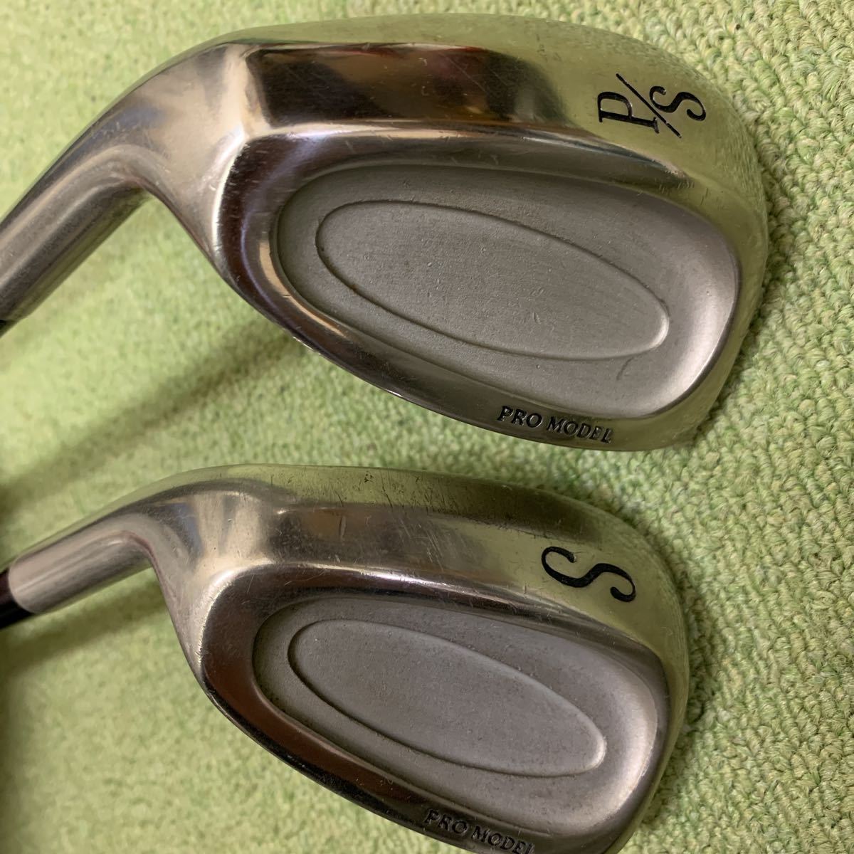 Q145 無社名 PRO MODEL レフティー PS.SW 2本 カーボンシャフトRフレックス