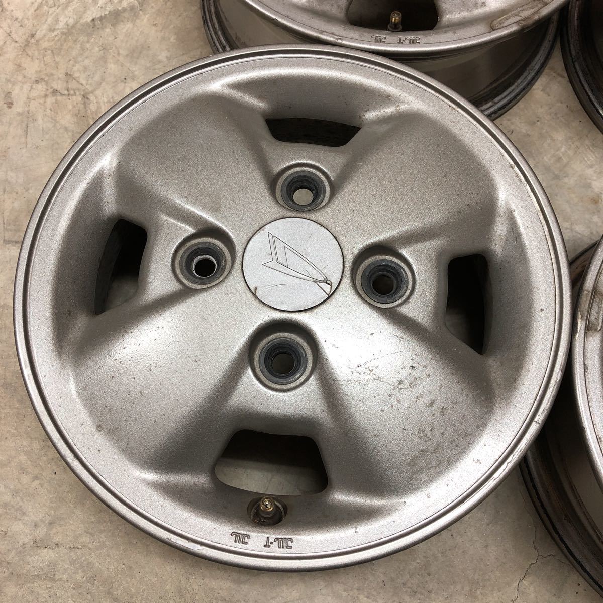 希少ダイハツ純正 深リム 10インチ 鉄ホイール 6J PCD110 旧車に