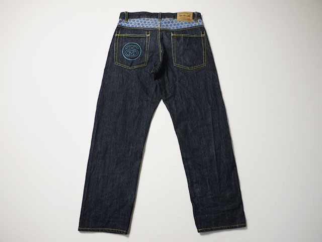 STUSSY ステューシー デニムパンツ 正規品 シャネルロゴ 刺繍入り 