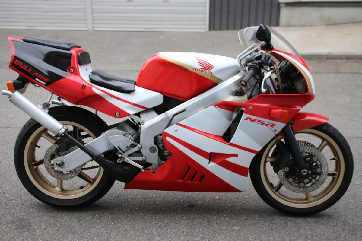 限定セール，正規品 NSR250R SP MC21/滅多に出てこない純正CABINカラー/しかも実走行/ほぼノーマル車両/本物のSPモデル/写真70枚近く掲載/一生もの/Exportable(126cc-250cc)｜売買されたオークション情報、yahooの商品情報を 126cc-250cc