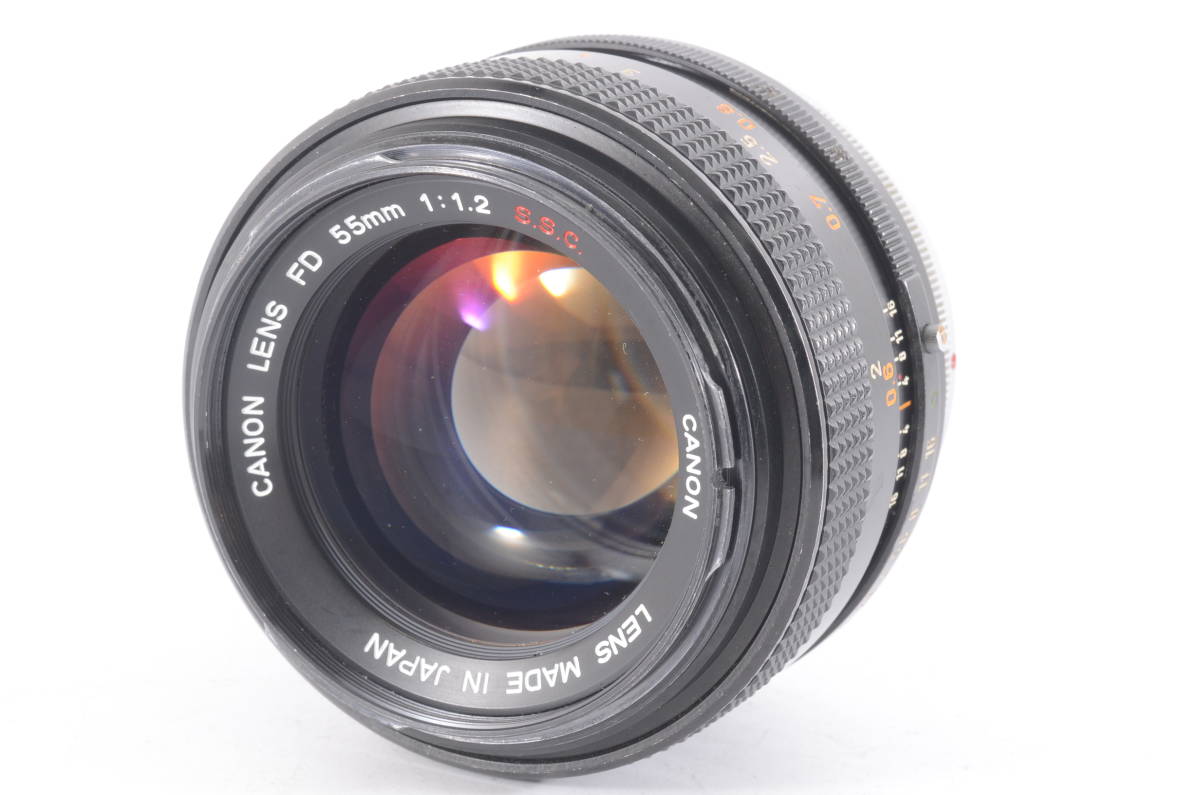 銘玉 とても明るい単焦点 キャノン Canon Fd 55mm F1 2 S S C オールドレンズ 前後キャップ A6208 キヤノン 売買されたオークション情報 Yahooの商品情報をアーカイブ公開 オークファン Aucfan Com