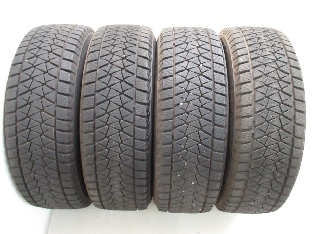 BRIDGESTONE BLIZZAK DM-V2(ブリヂストン ブリザック) 225/65R17 2017 