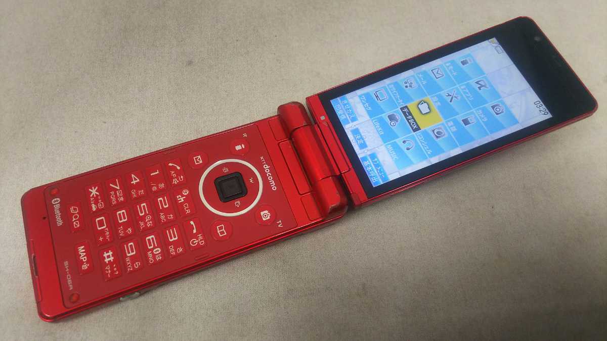 docomo FOMA AQUOS SHOT SH-06A #DG1768 SHARP ガラケー ケータイ 簡易動作確認&簡易清掃&初期化OK 判定○