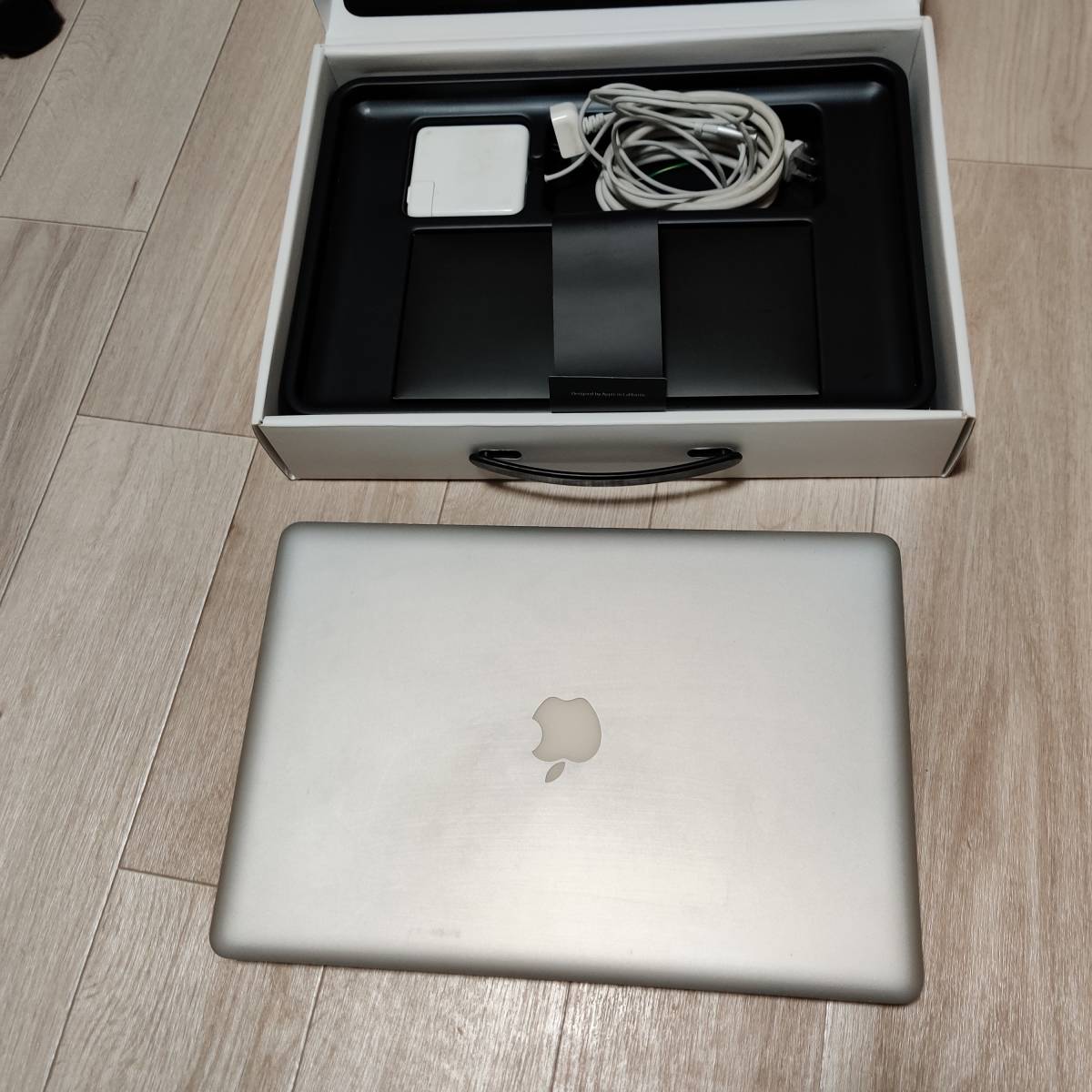 NSDF8Y】MacBook Pro 15-inch， Early 2011 本体 充電器 ジャンク JUNK
