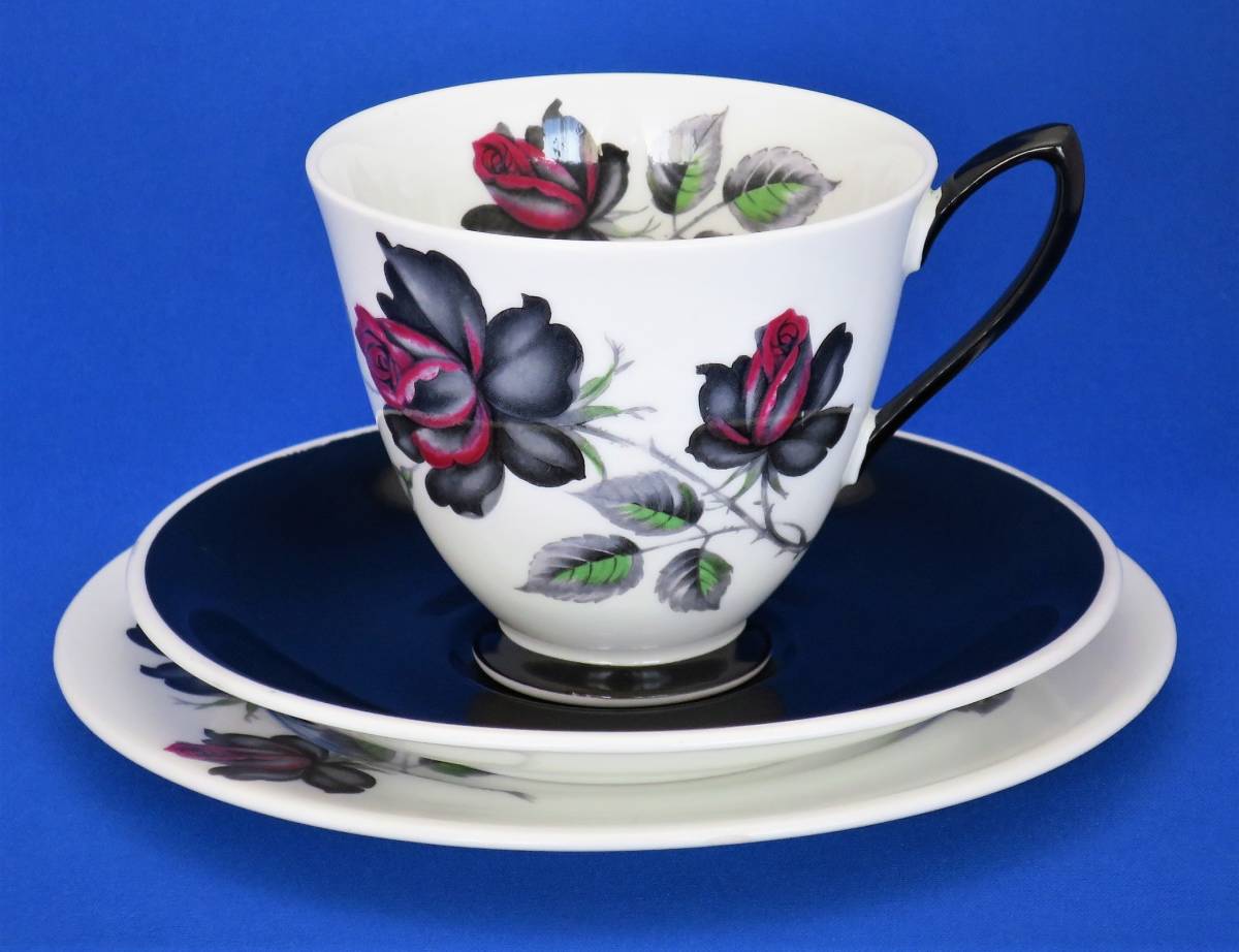 Royal Albert 'Masquerade' ロイヤルアルバート マスカレード カップ