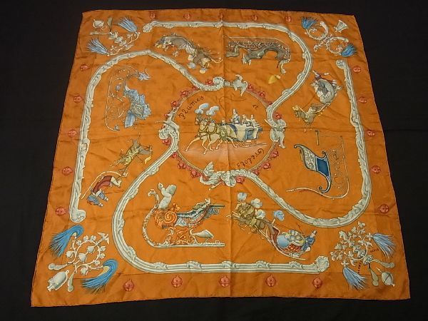 HERMES - 美品 エルメス HERMES スカーフ カレ90 PLUMES ET GRELOTS