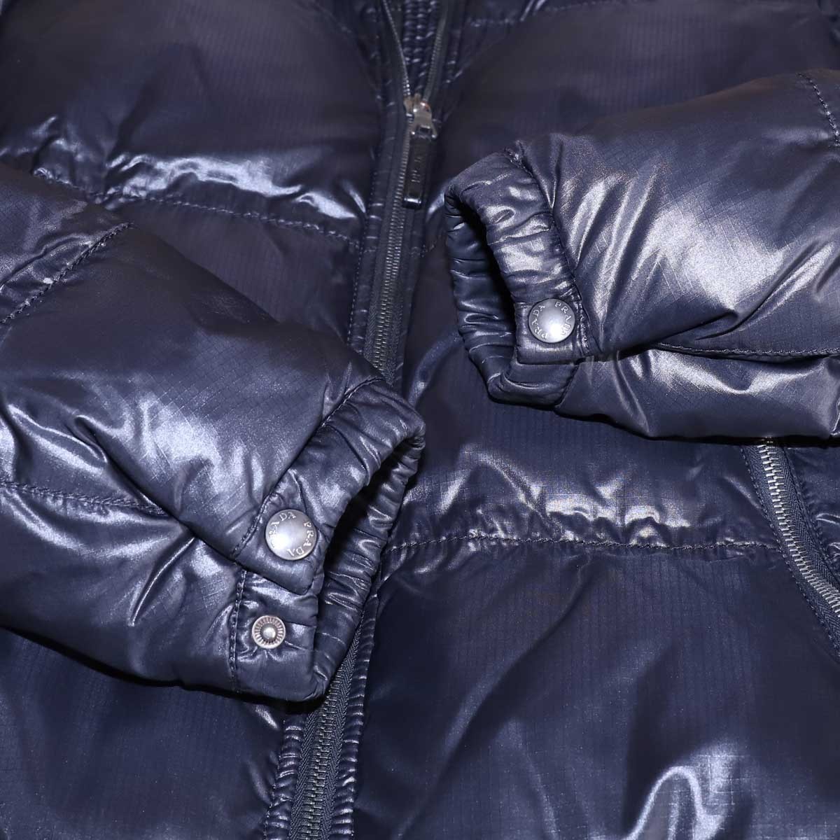 本物 超美品 プラダ 収納フード付き テクニカルファブリック ダウン 
