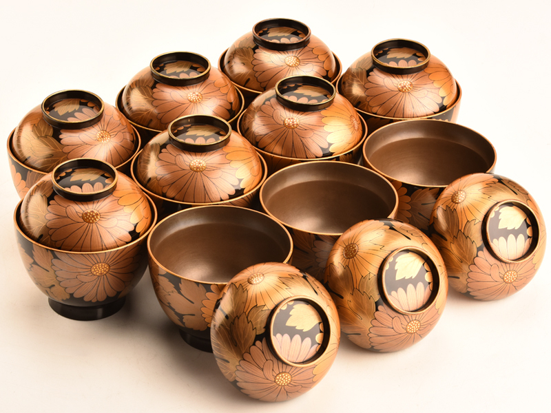 CL83 時代 花唐草金蒔絵 朱塗御膳セット 木製漆器 各種椀 引盃 高月 都屋】12 田中弥漆器店製「蒔絵付器局」共箱 高さ 約30㎝ 幅 約30.5