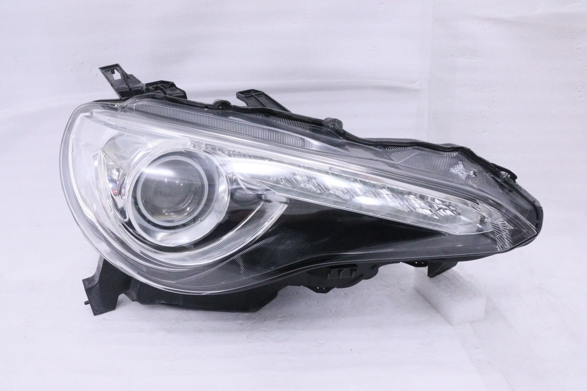 トヨタ ZN6 86 前期 純正 HID 右 ヘッドライト KOITO 100-60082