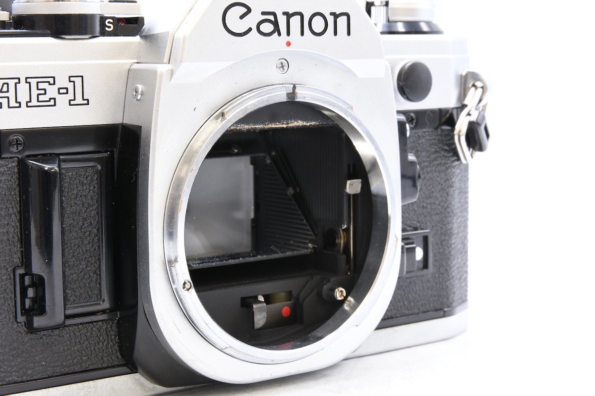◇ Canon キヤノン AE-1 + CANON LENS NEW FD 50mm F1.4 フィルム