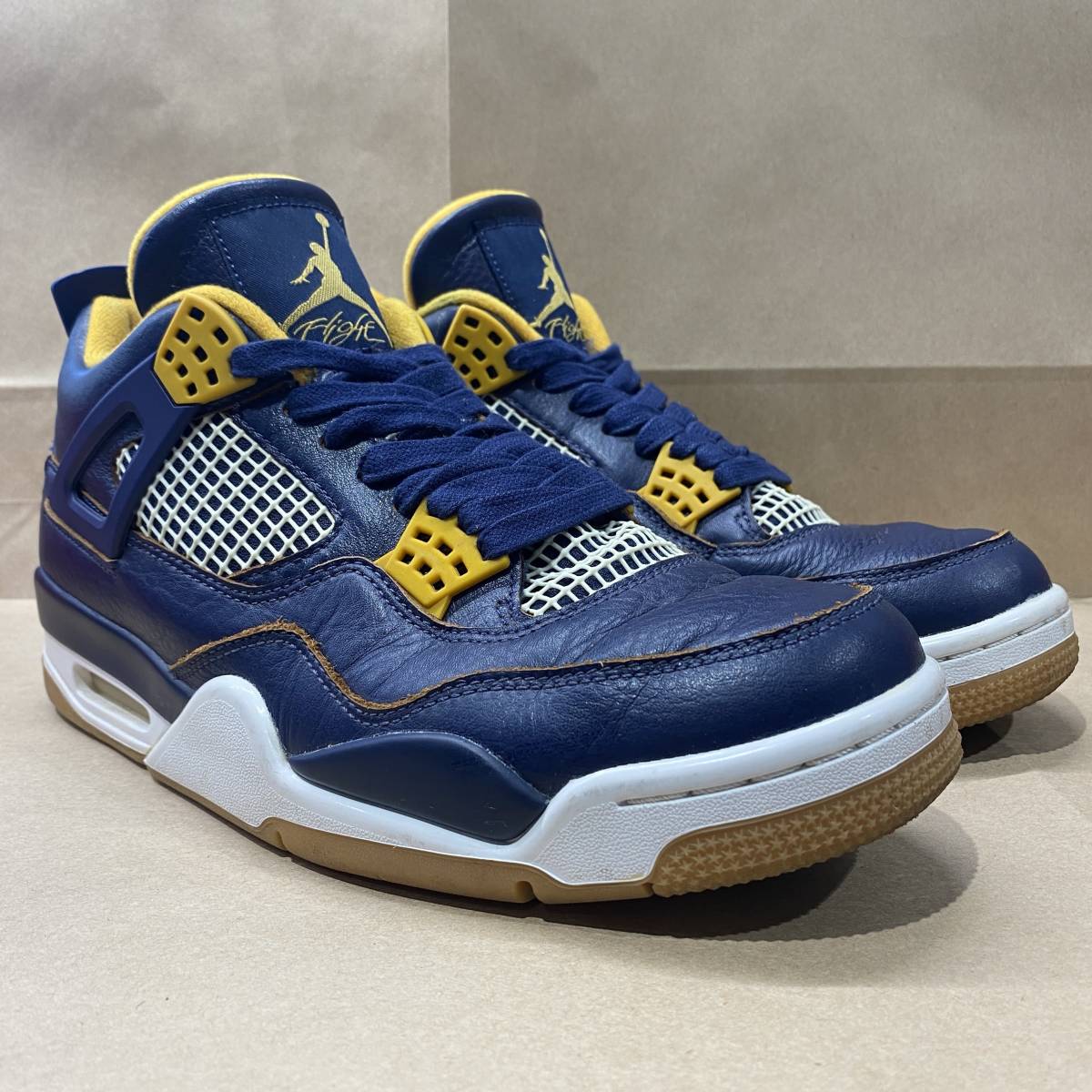 全国無料，大得価US9.5 27.5cm NIKE AIR JORDAN 4 RETRO 308497-425 DUNK FROM ABOVE ナイキ エア ジョーダン 4 レトロ ネイビー イエロー ダンク(27.5cm)｜売買されたオークション情報、yahooの商品情報をアーカイブ公開 - オークフ 27.5cm