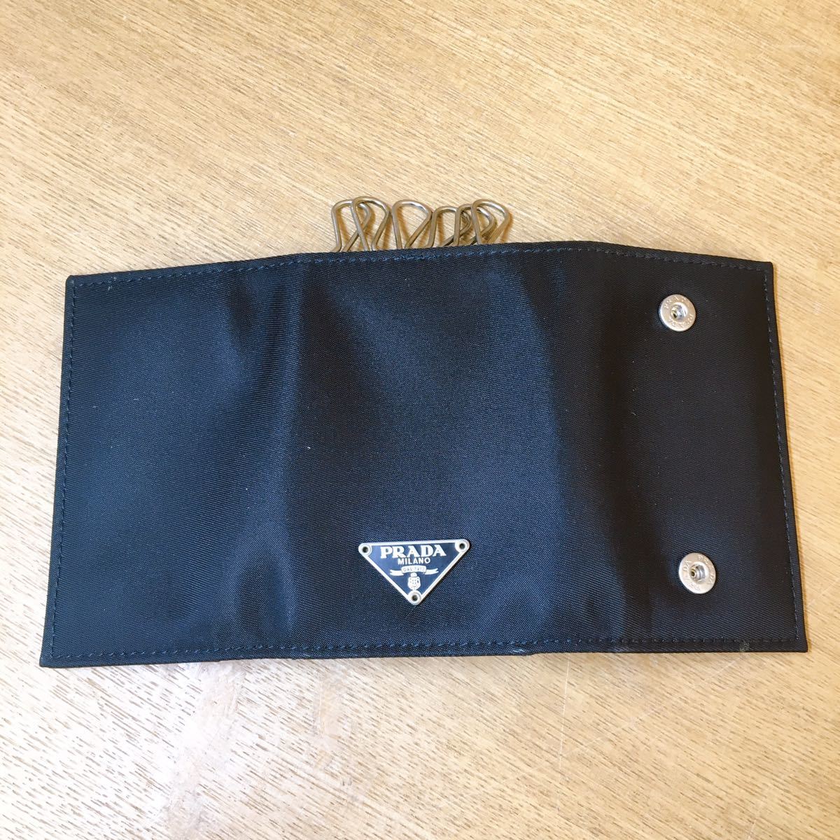 プラダ PRADA キーケース 6連 6連キーケース ナイロン サフィアーノ