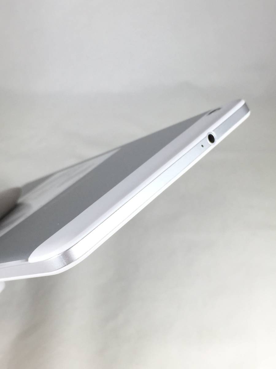 【中古品】docomo HUAWEI ファーウェイ dtab d-01G 16GB タブレット 判定〇 初期化済み シルバー 本体のみ 