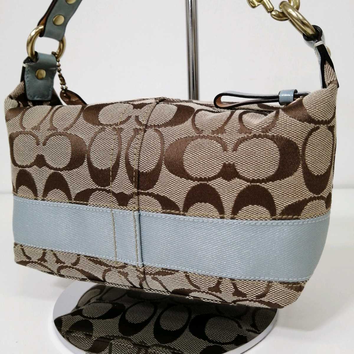 B ☆ ほぼ美品 / 高級感溢れる コーチ COACH シグネチャー 総柄 