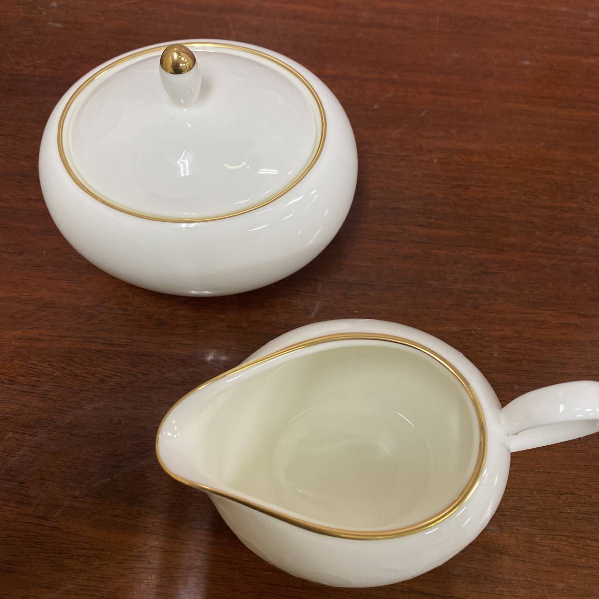 Noritake ノリタケ ゴールドライン ボーンチャイナ ティー4点 Noritake ノリタケ ゴールドライン ボーンチャイナ ティー4点