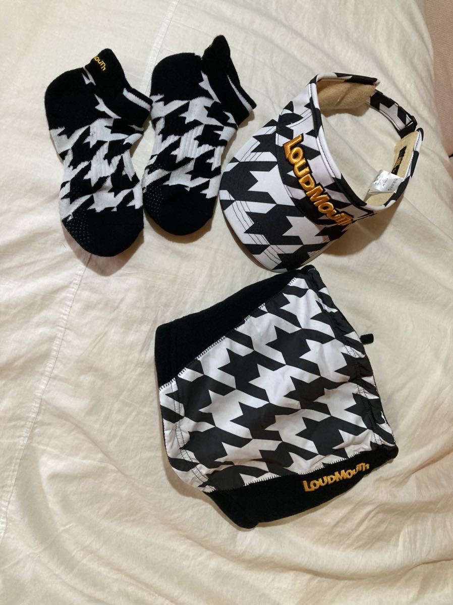 ラウドマウス　オークモント柄　サンバイザー×ソックス×ネックウォーマー　ユニセックス中古美品 ラウドマウス ラウドマウス（サイズ（S&frasl;M&frasl;L）フリー）（ウェア｜ゴルフ LOUDMOUTH（ラウドマウスゴルフ） サンバイザー （Retro Beauties