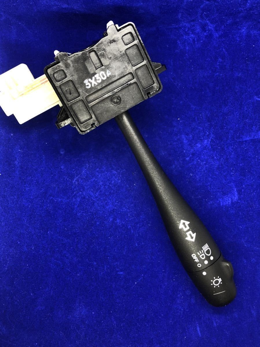 ターンシグナルスイッチ 新品未使用 日産 25540-50Y00 B13サニー