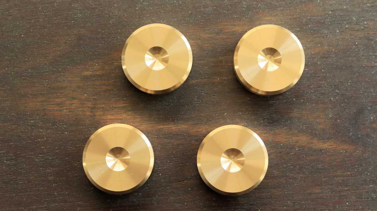 日本製】真鍮 インシュレーター スパイク受け 直径42mm 4個セット 金属