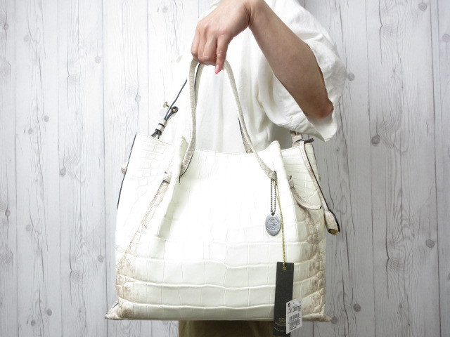 未使用展示品 PELLE BORSA ペレボルサ ヒマラヤホワイト クロコダイル 