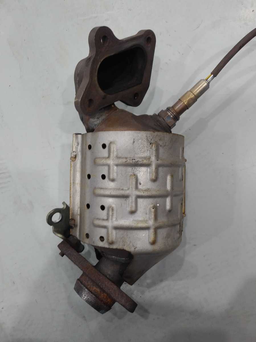 モコ 触媒 DBA-MG22S キャタライザー 85G-C08 素材用 ジャンク 部品