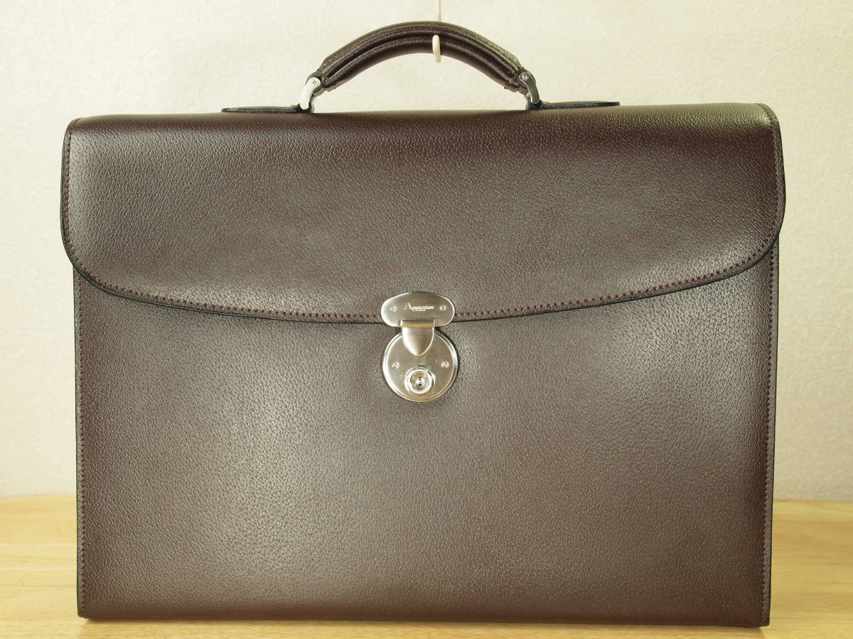 新品 未使用 Aquascutum アクアスキュータム 定価7万 総革 高級 ビジネスバック 日本製 濃茶 ブリーフケース 書類 ( 吉田鞄 WAKO 好きに