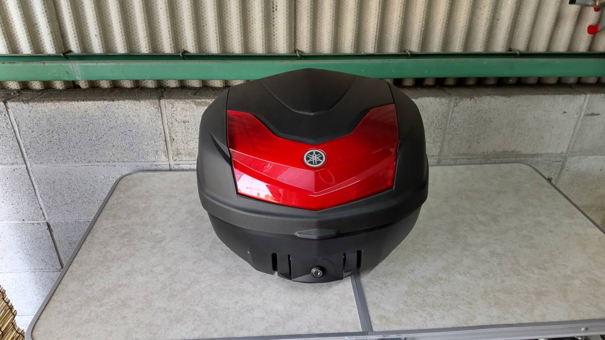 ヤマハMT09用 ワイズギア ユーロトップケース39L トップケース 
